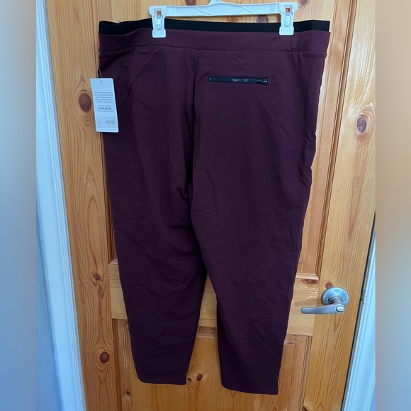 Athleta Venice Pintuck Maroon Pant - Picture 6 of 6